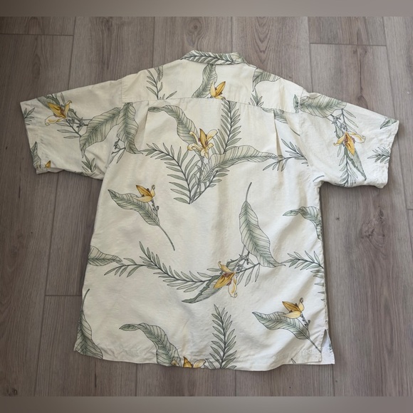 Tommy Bahama Leaf Print Silk Shirt 100% Silk. ππΌππ»π - Picture 7 of 7